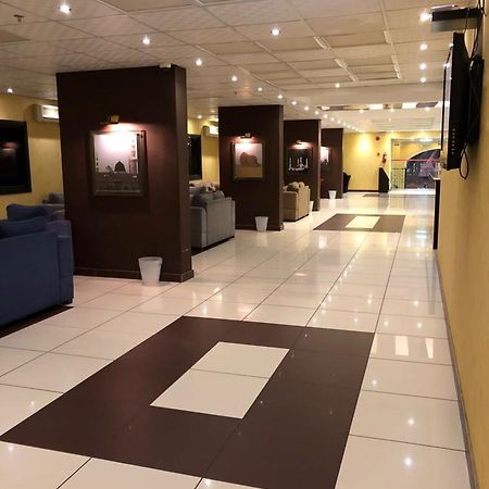 Al Meknan Furnished Units Lejlighedshotel Medina Eksteriør billede